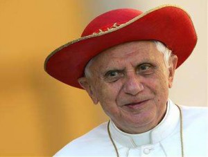 pope-benedict-saturno-hat1